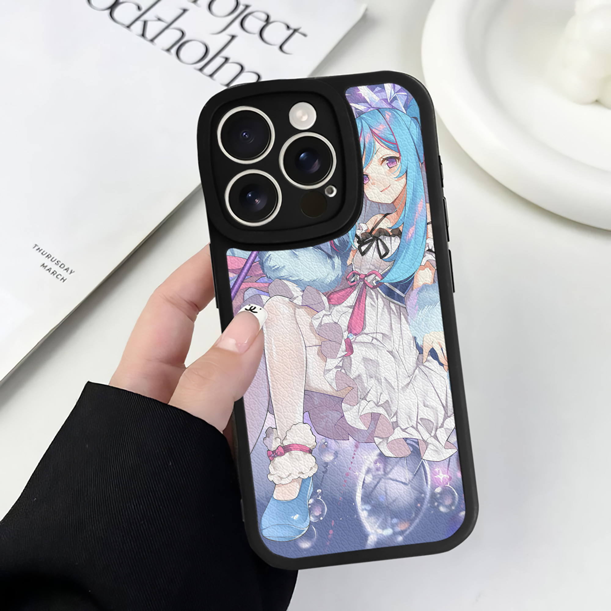 （画像用） 遊☆戯☆王 Yu-Gi-Oh! 【iPhone 16シリーズ対応】シリコンスマホケース（レザー調） 材質：シリコン